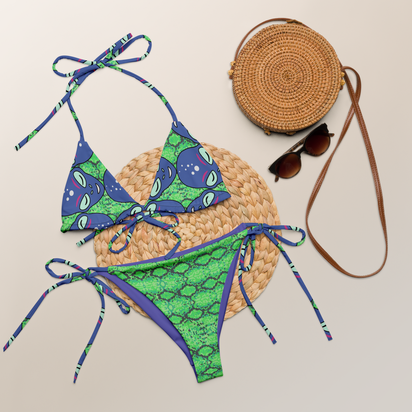 Reptalienetta String Bikini Set